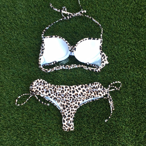 PINK  bikini set flounce top w/ cheeky bottom Excellent Condition - Picture 9 of 16